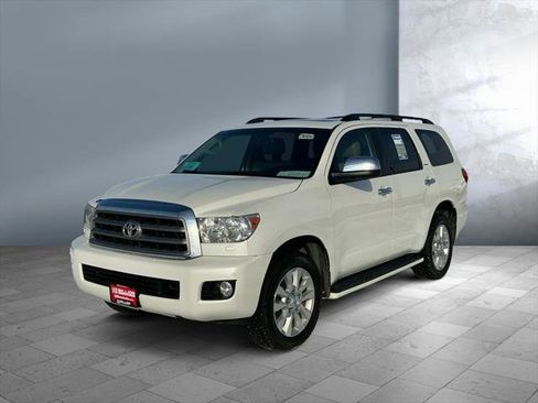 Certified 2017 Toyota Sequoia Platinum image 1