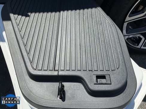 Used 2022 Rivian R1T Launch Edition image 44