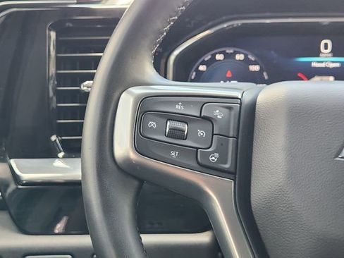Used 2023 Chevrolet Silverado 1500 LT AWD/4WD image 28