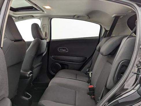 Used 2022 Honda HR-V EX image 17
