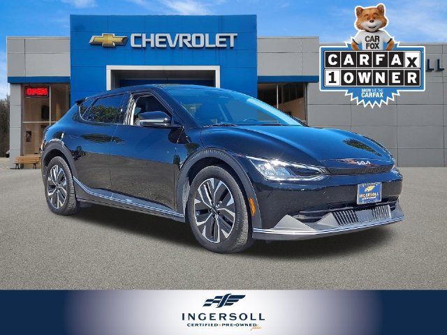 Used 2024 Kia EV6 Light AWD/4WD image 1