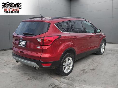 Used 2019 Ford Escape SEL image 5