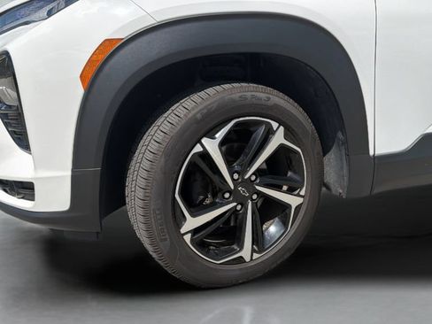Used 2021 Chevrolet TrailBlazer RS AWD/4WD image 32
