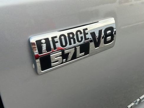 Used 2018 Toyota Tundra SR5 image 16