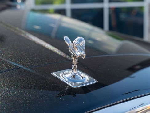 Used 2022 Rolls-Royce Cullinan w/ Technology Package AWD/4WD image 7