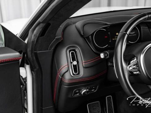 Used 2021 Aston Martin DBX AWD/4WD image 29