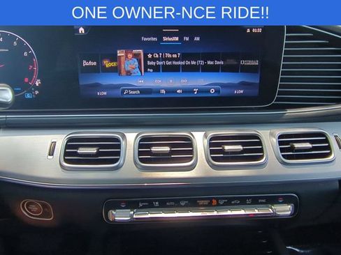 Used 2025 Mercedes-Benz GLS 450 4MATIC image 24