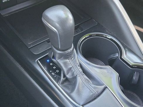 Used 2019 Toyota Camry SE image 22