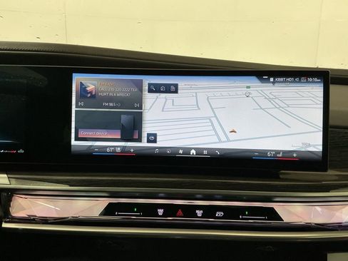 Certified 2025 BMW 740i xDrive w/ Premium Package AWD/4WD image 11