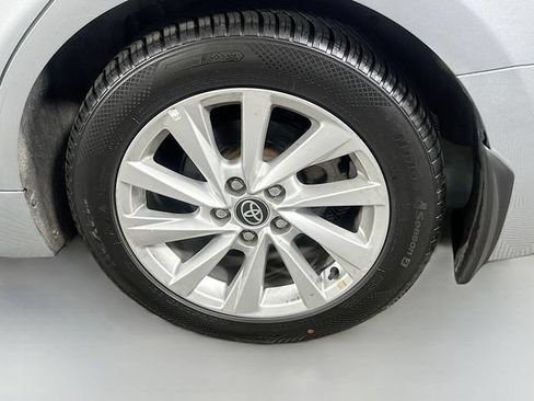 Used 2023 Toyota Camry SE FWD image 29
