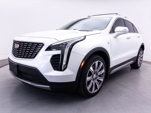 Used 2021 Cadillac XT4 Premium Luxury AWD/4WD image 14