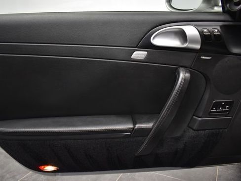 Used 2005 Porsche 911 Carrera RWD image 19