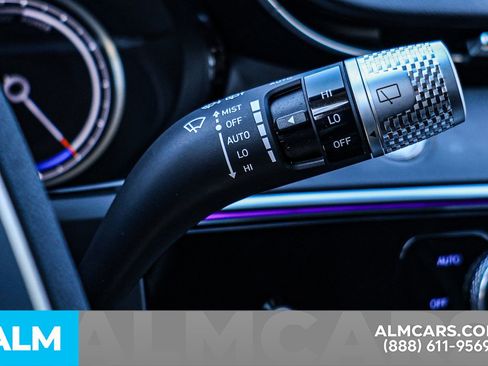 Used 2024 Genesis Electrified GV70 Advanced image 30