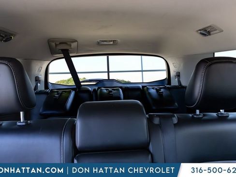 Used 2023 Nissan Pathfinder SL AWD/4WD image 19