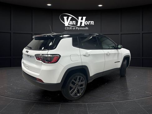 New 2026 Jeep Compass Limited w/ Sun, Sound & Navigation Group AWD/4WD image 3