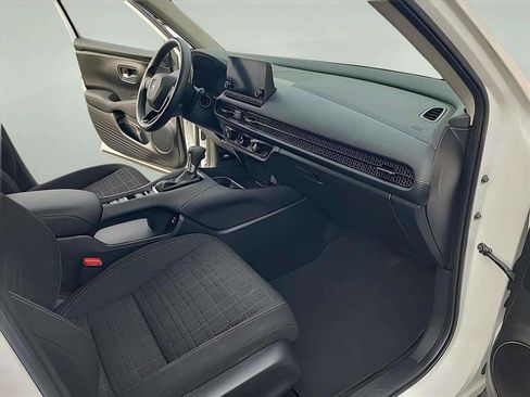 Used 2023 Honda HR-V LX image 24