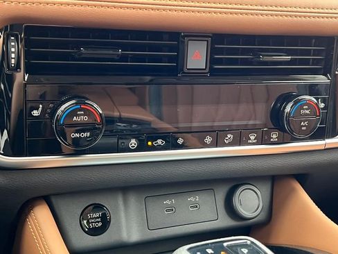 New 2026 Nissan Rogue Platinum AWD/4WD image 27