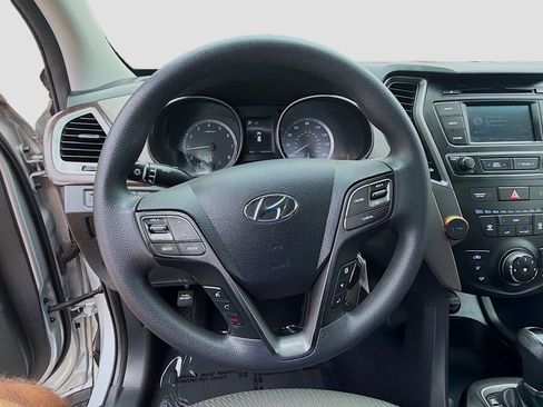 Used 2018 Hyundai Santa Fe Sport AWD/4WD image 8