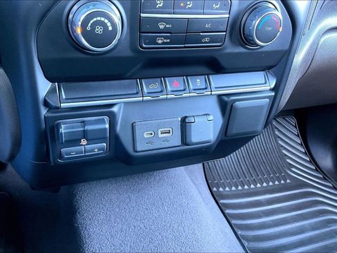 Used 2023 Chevrolet Silverado 3500 LT w/ Remote Start Package image 16