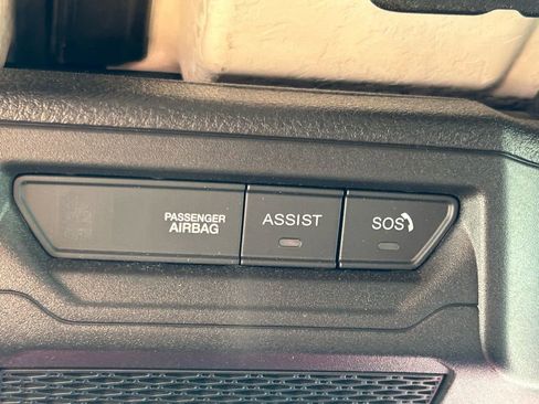 Used 2025 Jeep Gladiator Mojave w/ Convenience Group image 31