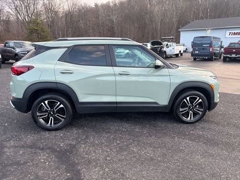 Used 2025 Chevrolet TrailBlazer LT image 5