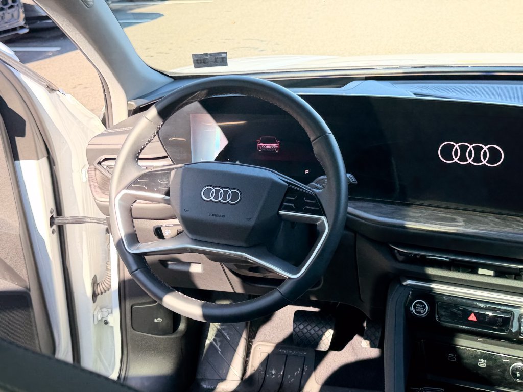 Used 2025 Audi Q5 Premium Plus w/ Premium Plus AWD/4WD image 22