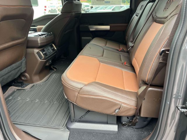 New 2026 Ford F150 King Ranch w/ FX4 Off-Road Package AWD/4WD image 17