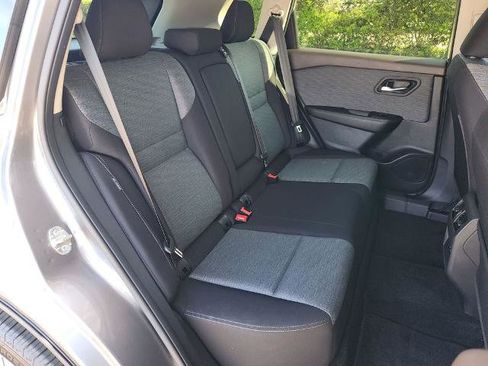 Certified 2023 Nissan Rogue SV image 14