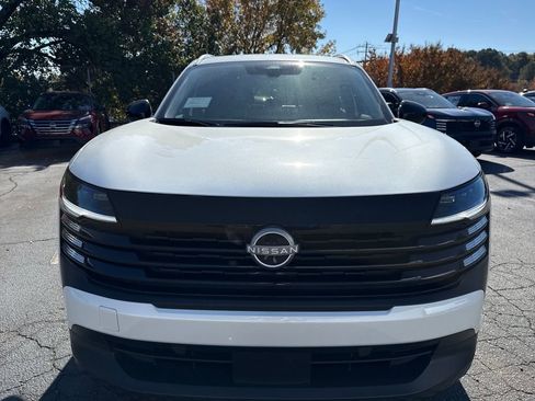 New 2026 Nissan Kicks SV image 8