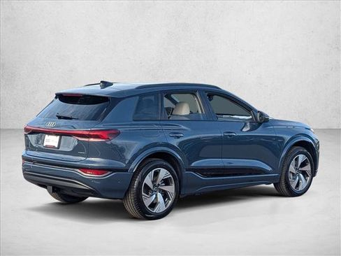 New 2025 Audi Q6 e-tron Premium AWD/4WD image 2