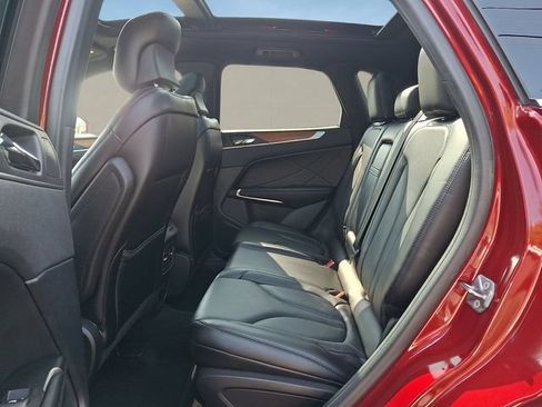 Used 2019 Lincoln MKC Reserve w/ MKC Climate Package AWD/4WD image 10