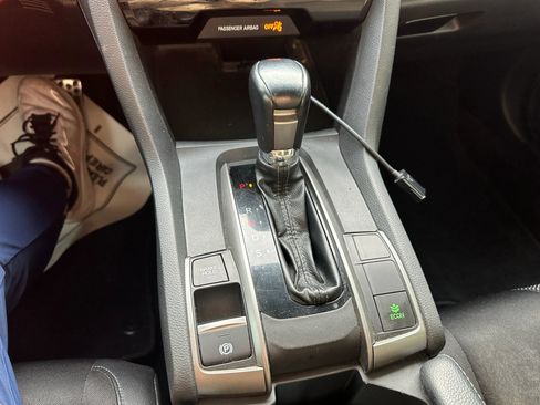 Used 2020 Honda Civic Sport image 15