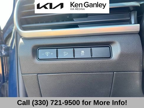Certified 2024 Kia Telluride S w/ S Sunroof Package FWD image 30