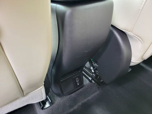 Used 2021 Buick Encore GX Preferred w/ Cold Weather Comfort Package FWD image 30