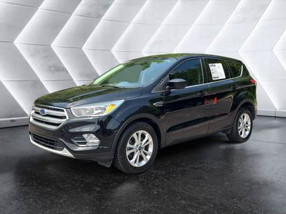 Used 2017 Ford Escape SE w/ SE Cold Weather Package