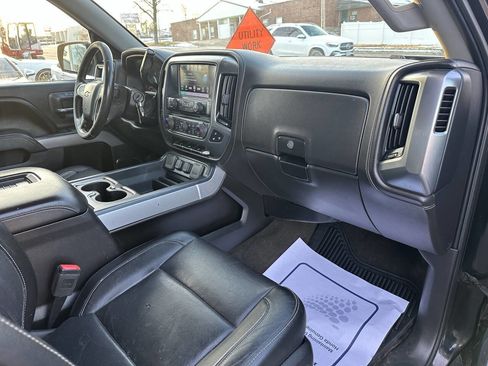 Used 2017 Chevrolet Silverado 1500 LTZ Z71 image 11