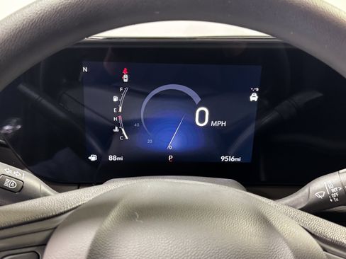 Used 2025 Buick Envista Preferred FWD image 28