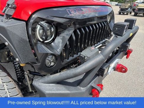 Used 2018 Jeep Wrangler Rubicon w/ Cold Weather Group AWD/4WD image 18