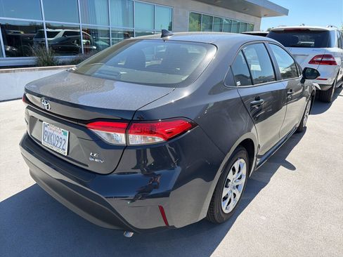 Used 2026 Toyota Corolla LE FWD image 3