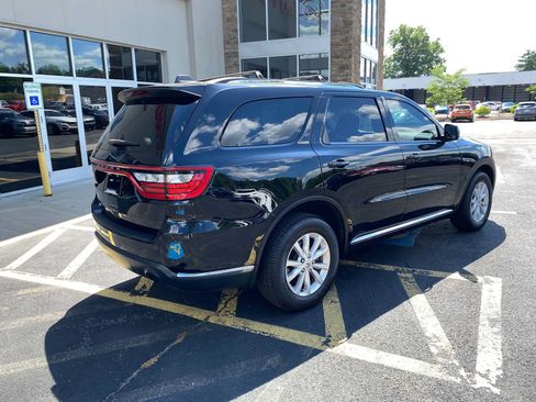 Used 2021 Dodge Durango SXT AWD/4WD image 4