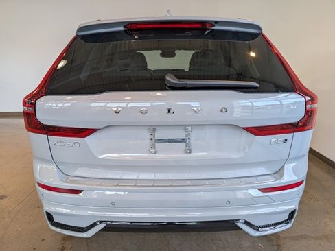 New 2026 Volvo XC60 B5 Ultra w/ Protection Package Premier image 4