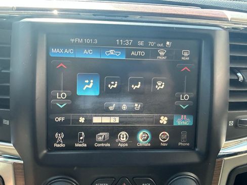 Used 2015 RAM 1500 Laramie w/ Convenience Group AWD/4WD image 24
