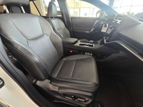 New 2026 Lexus RZ 350e image 12