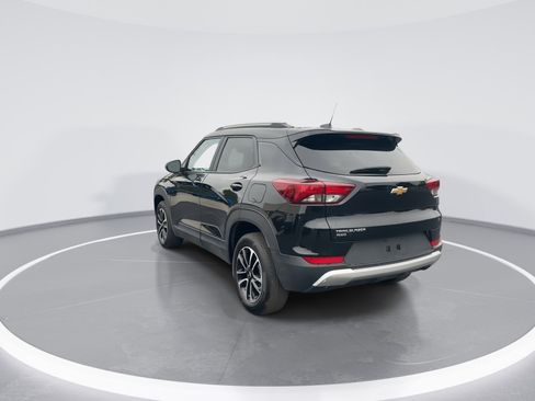 Used 2025 Chevrolet TrailBlazer LT AWD/4WD image 7