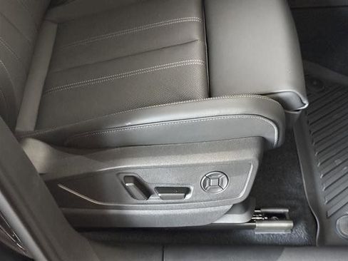 New 2025 Audi Q5 Prestige image 29