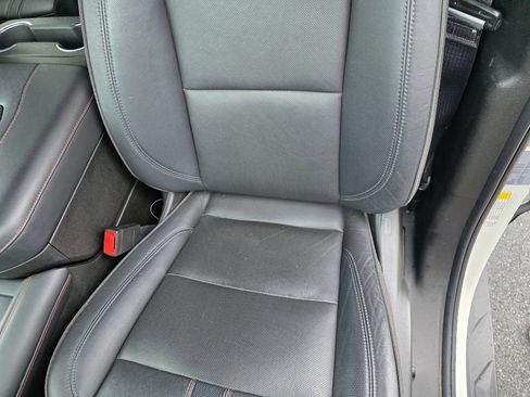 Used 2021 Chevrolet Tahoe RST w/ Luxury Package image 11