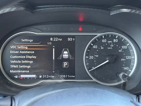 Used 2025 Nissan Versa SV FWD image 37