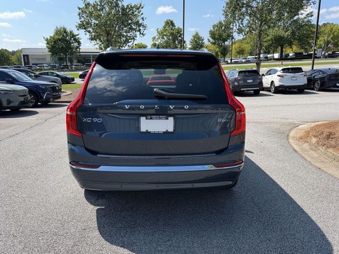 Used 2025 Volvo XC90 B6 Plus w/ Protection Package Premier AWD/4WD image 10
