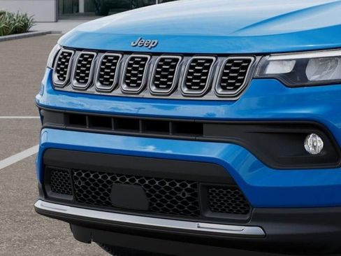 New 2026 Jeep Compass Latitude AWD/4WD image 11