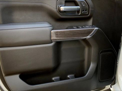 Used 2022 Chevrolet Silverado 2500 LTZ w/ Safety Package image 21